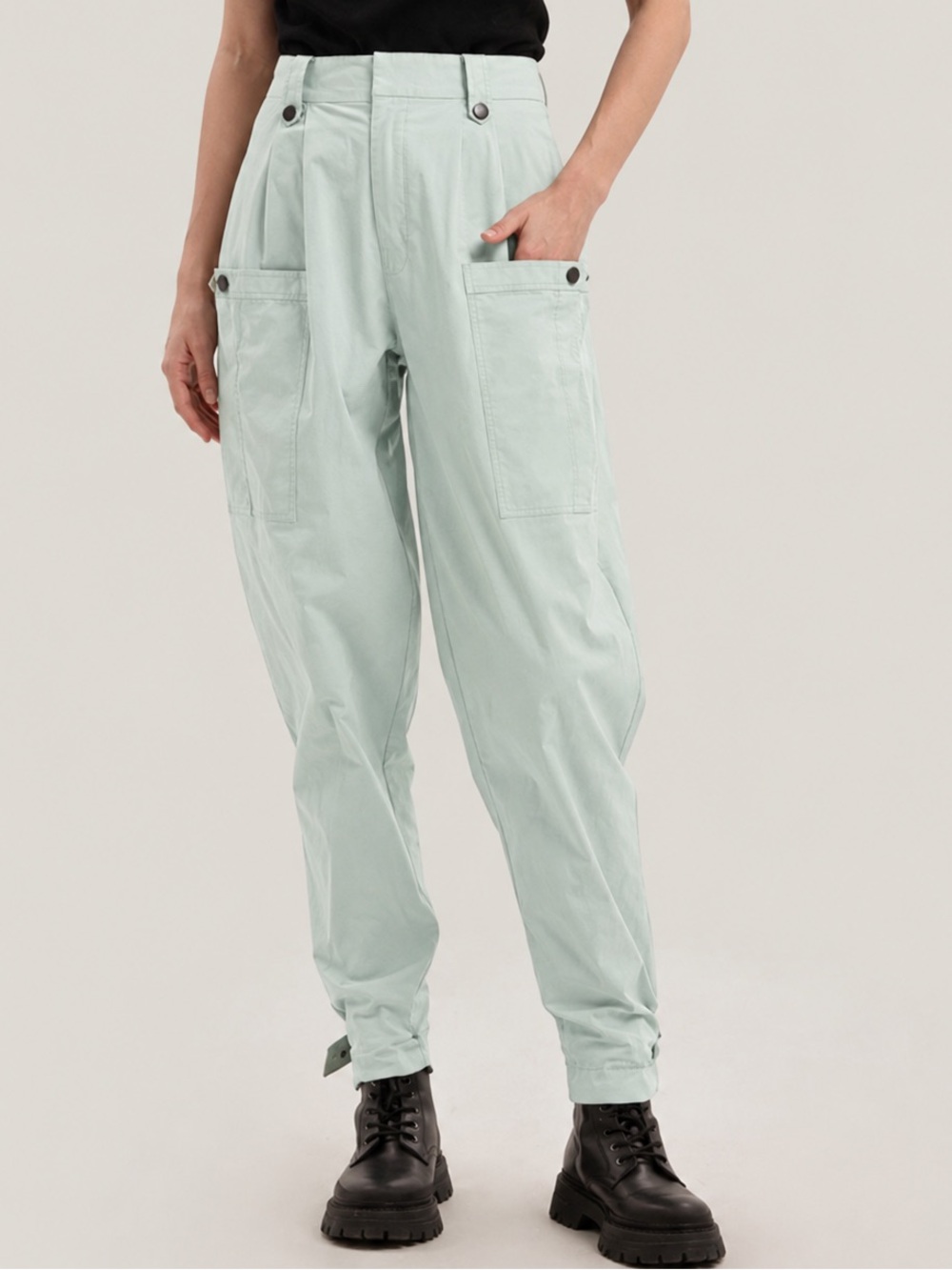 Gentle Herd Pocket Taper
Cotton-blend Ankle Pants Light Sage Mint